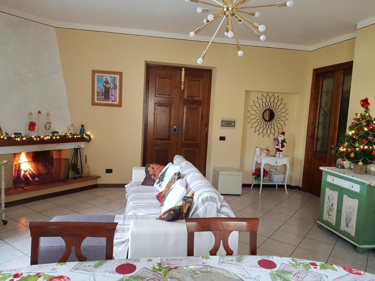 Via Del Fusato 13 Casa Carla Chiusi della Verna Eksteriør bilde